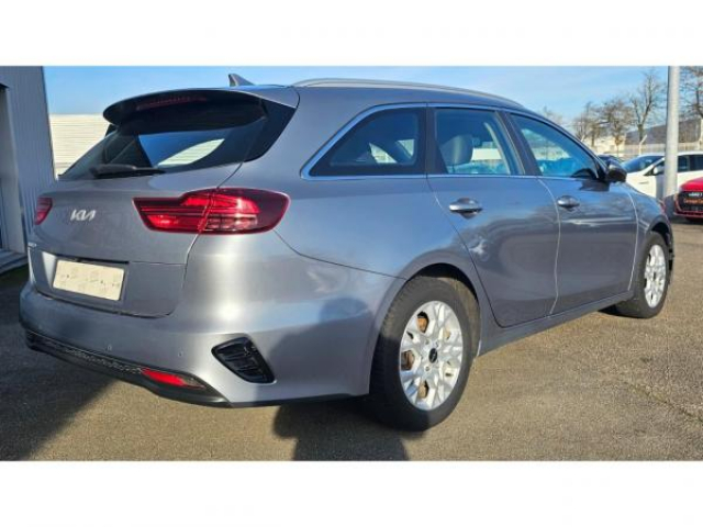 KIA CEED SPORTSWAGON 1.6 CRDi MHEV 136cv PULSE