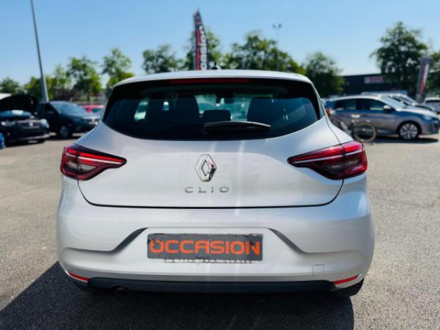 RENAULT CLIO Equilibre 1.0 Tce 90cv + Pack Navigation avec Radio Numérique DAB et Carplay + RS