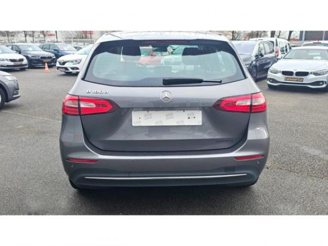 MERCEDES CLASSE B Style Line 180d BVA 7G-DCT + Pack stationnement camera + Pack rétroviseur + Grand GPS