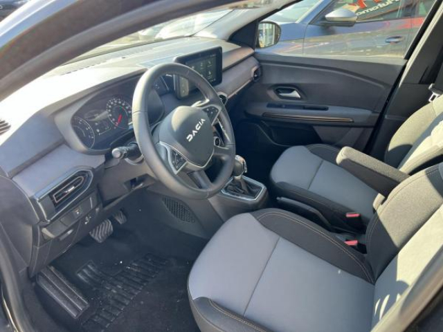 DACIA SANDERO Stepway Extême 1.0 TCe 90cv CVT + Pack Navigation + Sieges AV Chauffants + NEUF 0KM