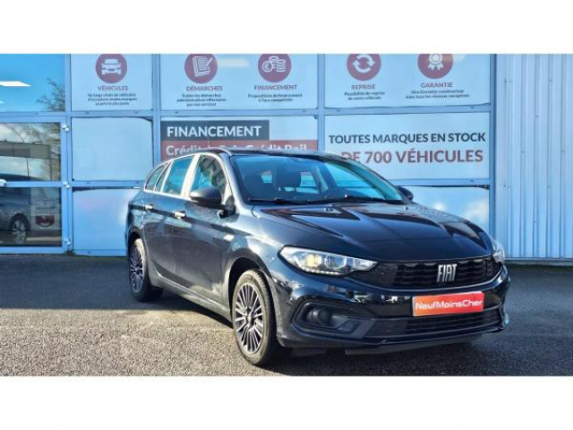 FIAT TIPO SW 1.0 FireFly Turbo 100cv + Système de Navigation