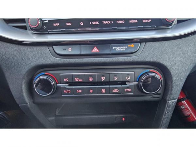 KIA CEE D SPORTSWAGON 1.6 CRDi MHEV 136cv PULSE