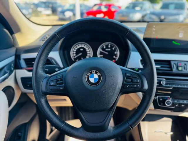 BMW X1 Design sDrive 16dA + Cuir + Sieges AV Chauffant + Affichage HUD + Carplay