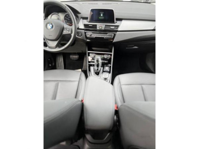 BMW SERIE 2 Avantage Business Edition 216dA 7 Places + Similicuir + Sièges AV Chauffant + Attelage