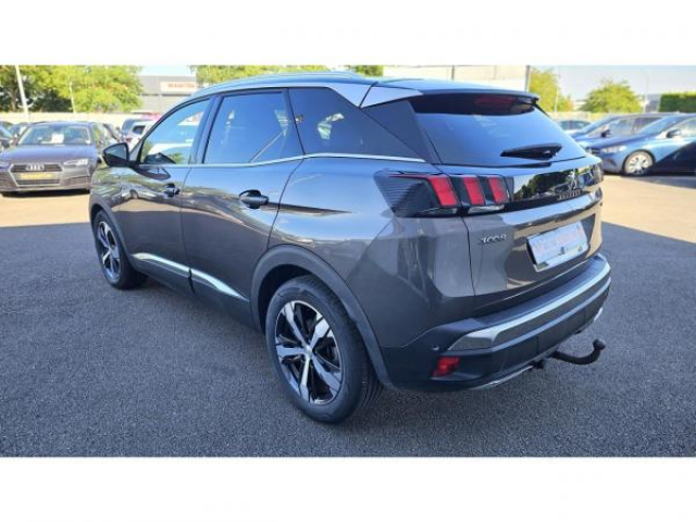 PEUGEOT 3008 GT Line 1.5 BlueHDi 130cv EAT8 + Advanced Grip Control + Pack city 2 + Pack Drive Assist