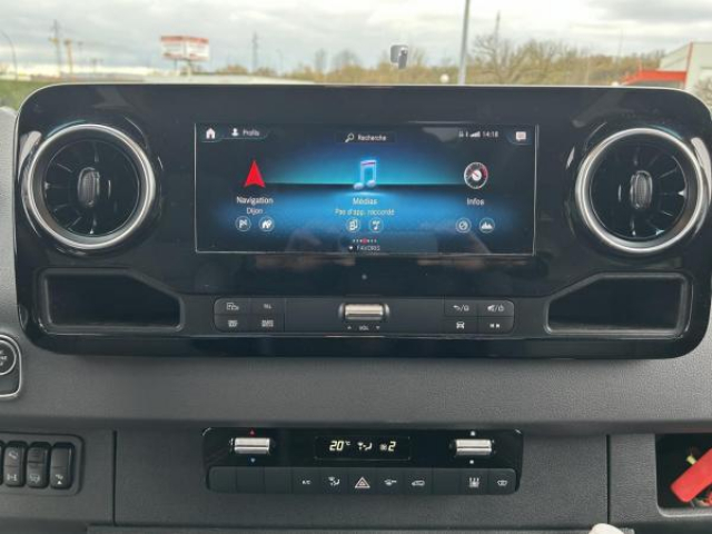 HYMER ML-T HYMER 570 4x4 V6 3.0l 419 CDi 190 CV BVA 7G-TRONIC TVA RECUPERABLE