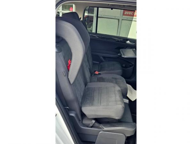 VOLKSWAGEN TOURAN Lounge 2.0 TDI 150cv DSG7 7places + Pack LED directionnel + Toit Ouvrant + Camera de Recul + JA17