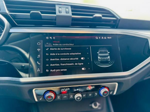 AUDI Q3 SPORTBACK Design 35 TDI 150cv S-tronic + Toit ouvrant + Camera de Recul + JA 19