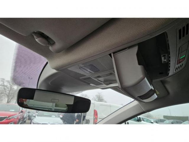 VOLKSWAGEN POLO LIFE 1.0 TSI 95cv DSG7 + Digital Cockpit Pro + Clim Auto + Camera de Recul