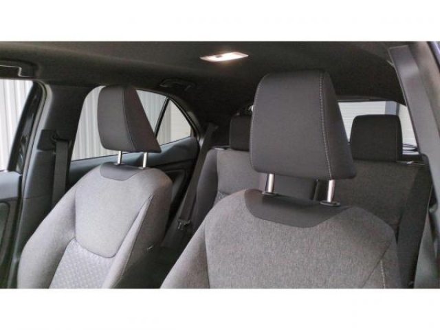 TOYOTA YARIS CROSS DESIGN HYBRIDE 130cv BVA 2WD + Pack Hiver + Pack Aide à la conduite + NEUF 0KM