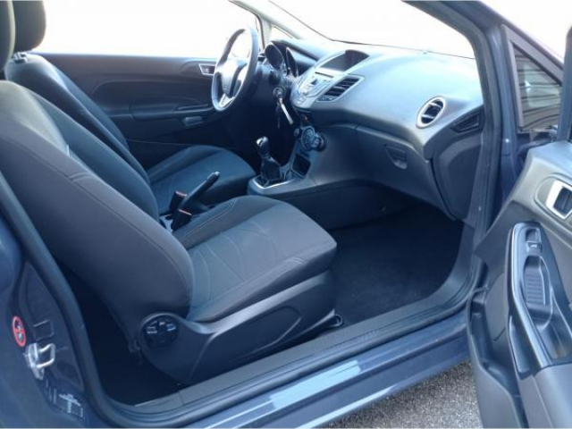 FORD FIESTA Trend 1.25i 82cv