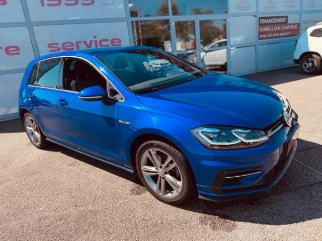 VOLKSWAGEN GOLF R-Line 1.5 TSI 150cv + LED Directionnels + Discover PRO + Digital Cockpit + Alarme