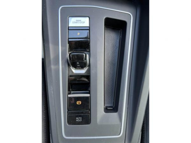 VOLKSWAGEN Golf SW LIFE 1.0 eTSI 110cv DSG7 + Caméra de recul