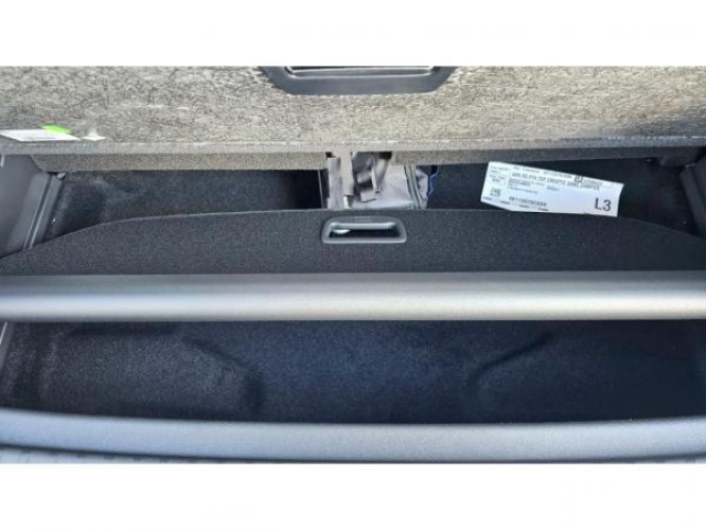 PEUGEOT 5008 Allure Hybrid 145cv e-DCS6 7 Places + Pack Panoramic Navigation + NEUF 0KM