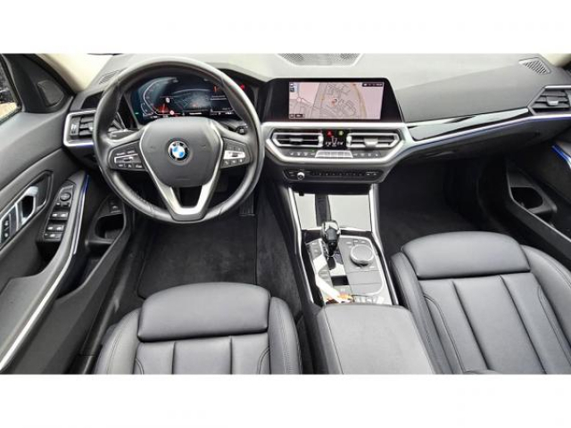 BMW serie 3 touring Lounge 318DA + Attelage Elec + Sellerie Cuir + Sièges AV Chauffants + HIFI 10HP + Alarme