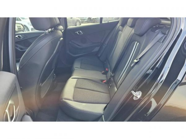 BMW SERIE 1 Advantage 116dA +Digital cockpit pro + Vitre AR teinte + Radar AV et AR + Regulateur + Ja16