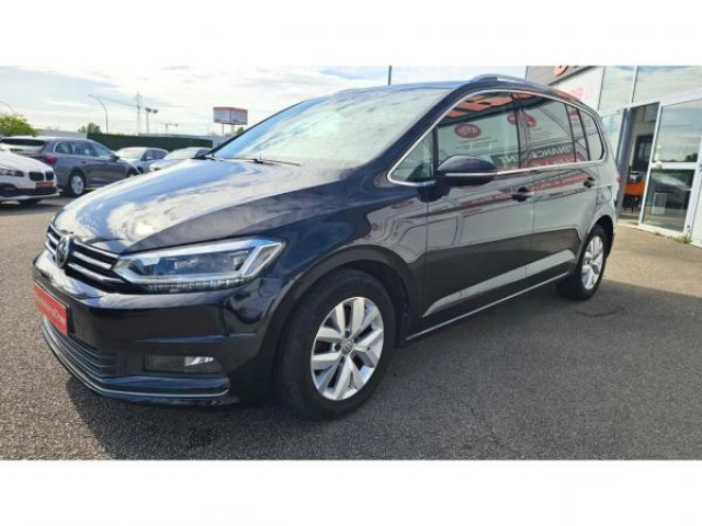 VOLKSWAGEN TOURAN Trendline 1.6 TDI 115cv 7places + Toit Pano + Attelage + ACC + Camera de Recul + Clim Auto