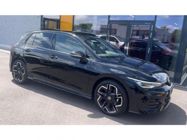 VOLKSWAGEN GOLF R-Line 2.0 TDI 150cv DSG7 + Toit panoramique + JA18 YORK + Pack Hiver + NEUF 0KM