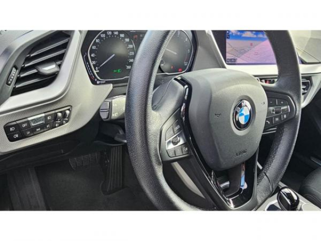 BMW SERIE 1 Advantage 116dA + Carplay + Régulateur de vitesse + Ja16