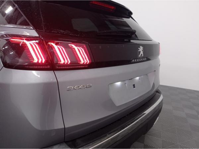 PEUGEOT 3008 GT 130cv