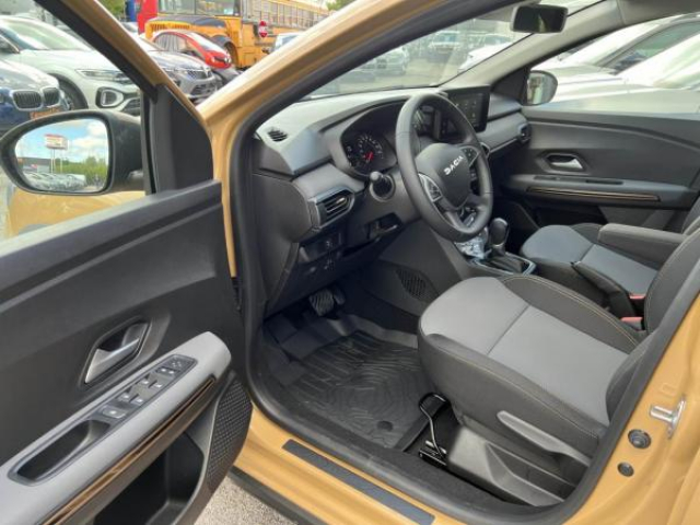 DACIA SANDERO Stepway Extême 1.0 TCe 90cv CVT + Pack Navigation + Sieges AV Chauffants + NEUF 0KM