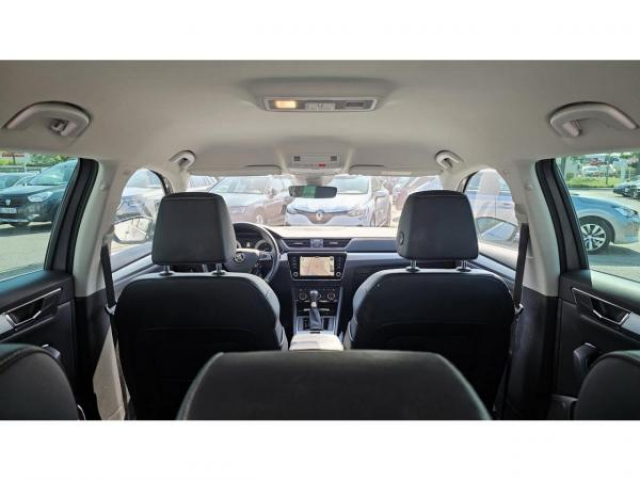 SKODA SUPERB COMBI BUSINESS 1.6 TDI 120cv DSG7 + Sellerie Cuir + Sièges avant chauffants + Roue de secours
