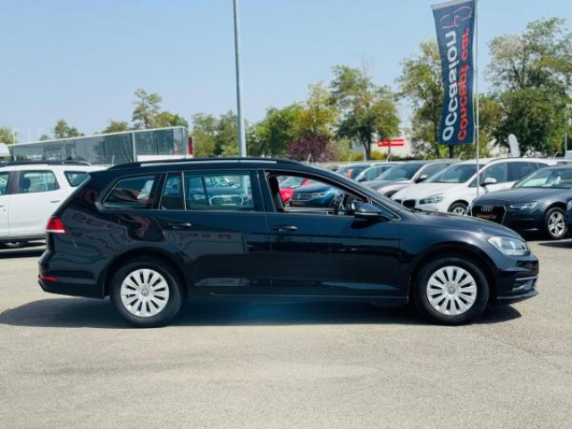 VOLKSWAGEN Golf SW TRENDLINE 1.6 TDI 115cv + Clim Automatique + Camera de Recul + Park Pilot
