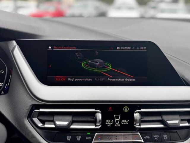 BMW SERIE 1 Advantage Pack Business 116d + Navigation Pro