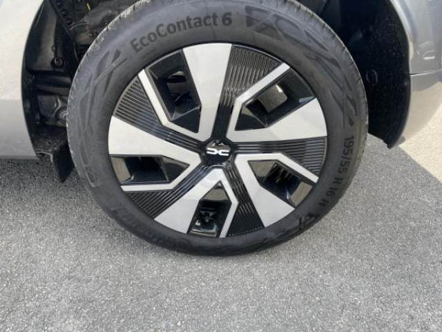 DACIA SANDERO EXPRESSION 1.0 ECO-G 100cv + Climatisation automatique + Sieges AV Chauffants + NEUF 0KM