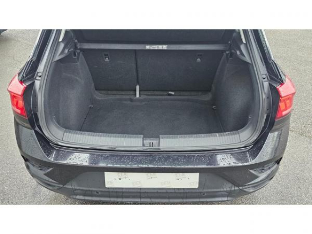 VOLKSWAGEN T-ROC Active 2.0 TDI 115cv + Carplay sans fil + Clim automatique + Navigation Discover Media