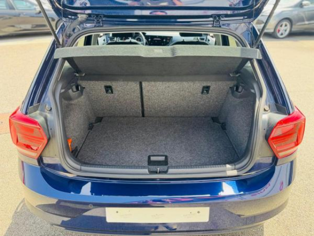 VOLKSWAGEN POLO UNITED 1.6 TDI 95cv + Antibrouillard AV + Vitres arriere et lunette arriere surteintées