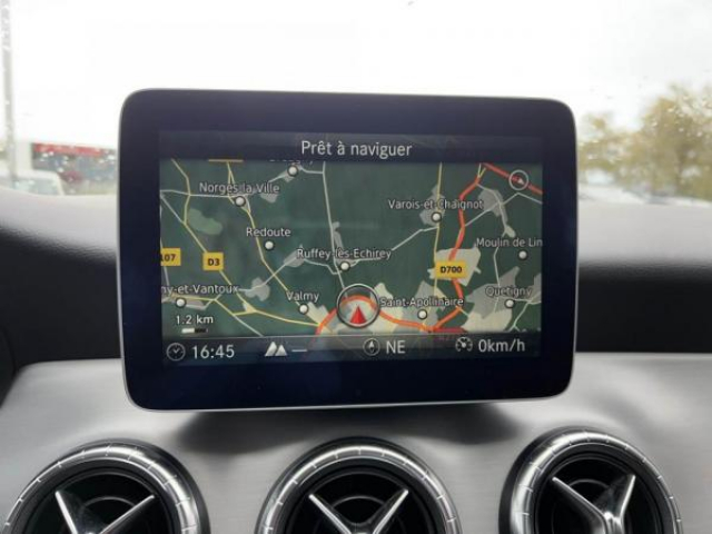 MERCEDES CLA SHOOTING BRAKE CLA 200D 136cv BV7G-DCT + Integration Smartphone + SimiliCuir