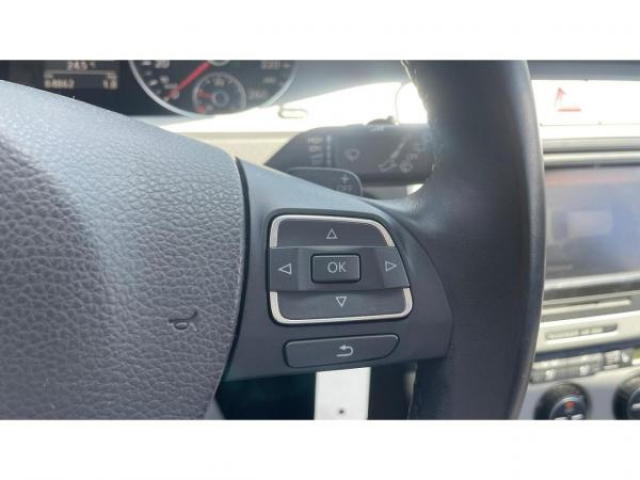 VOLKSWAGEN Passat SW 2.0TDI 170cv DSG6 SW + ATTELAGE + CAMERA DE RECUL + PACK HIVER