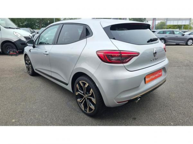RENAULT CLIO Lutecia 1.0Tce 90cv X-Tronic + GPS avec écran 9,3 + Camera de Recul + JA17 + RS