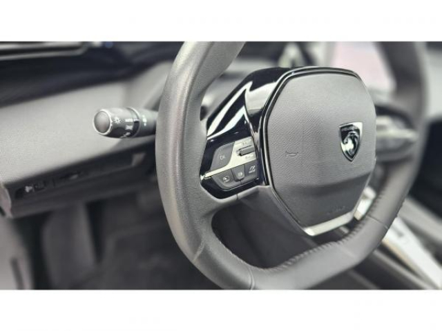 PEUGEOT 308 SW ACTIVE PACK 1.5 BlueHDi 130cv EAT8 + Sièges AV chauffants + Attelage + Navigation connect