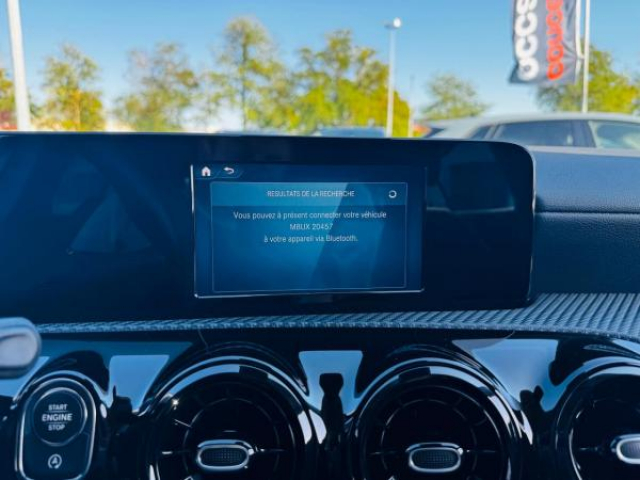 MERCEDES CLASSE A Business Line 200d BV 8G-DCT + Intégration smartphone
