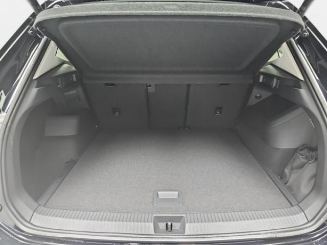 VOLKSWAGEN TIGUAN PRIME 2.0 TDI 150cv DSG7 + Camera 360 + Sieges AV et Volant Chauffant + NEUF 0KM