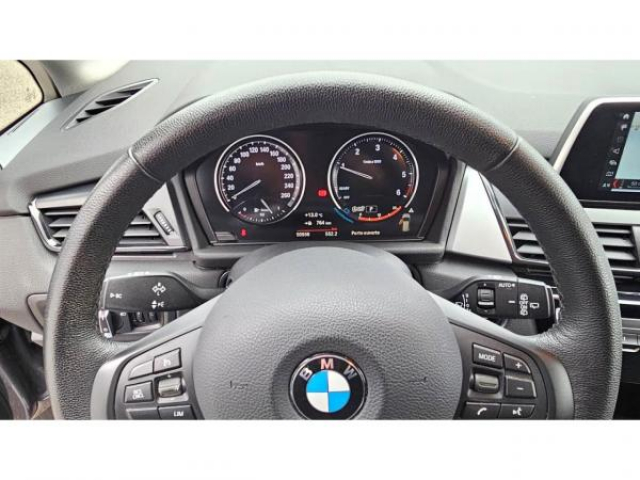 BMW SERIE 2 ACTIVE TOURER Lounge 216dA + Sellerie cuir + Navigation Business