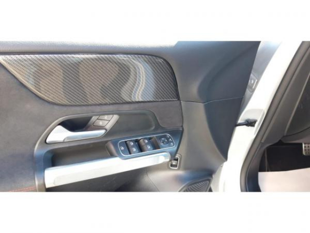 MERCEDES GLB AMG Line 200d 8G-DCT 150cv + 7 PLACES