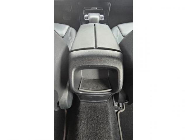 MERCEDES CLASSE A Business Solution 180d BVA 7G-DCT + Sellerie CUIR + Sièges AV chauffants + Navigation