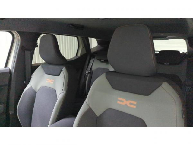 DACIA DUSTER EXTREME 1.2 TCe 130cv 4X4 + PACK TECHNO + PACK CITY + PACK COLD + NEUF 0KM