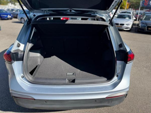 VOLKSWAGEN TIGUAN Life 2.0 TDI 150cv DSG7 + Pack Hiver + Attelage Elec + Camera 360 + Alarme + Ja18