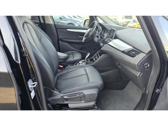 BMW serie 2 gran tourer ADVANTAGE 216dA BVA 7 Places + Attelage Amovible + Navigation + Sieges AV Chauffant