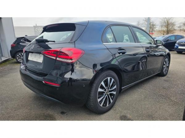 MERCEDES CLASSE A Business Solution 180d BVA 7G-DCT + Sellerie CUIR + Sièges AV chauffants + Navigation