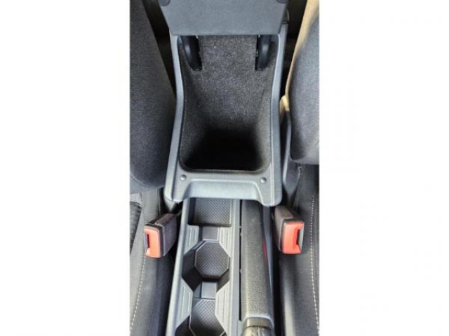 VOLKSWAGEN POLO Comfortline 1.6 TDI 95cv + Régulateur de vitesse ACC + Discover Media + Roue de Secours