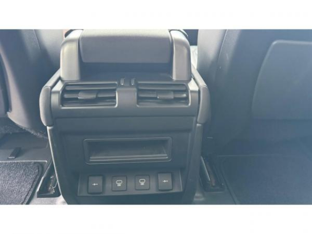 LAND ROVER DEFENDER 90 S D200 AWD BVA8 MHEV 3.0L 200cv 5 PLACES