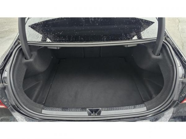 MERCEDES CLASSE A BERLINE Business Line 2L 180d BV 8G-DCT + INTEGRATION SMARTPHONE + écran 10,25 + Sièges chauff