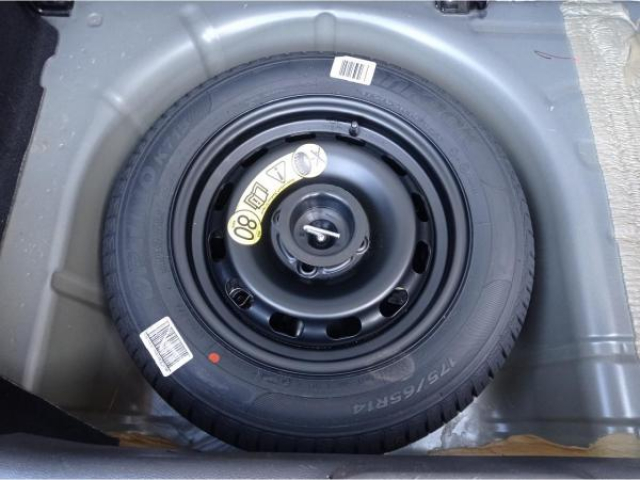 FORD FIESTA Trend 1.25i 82cv