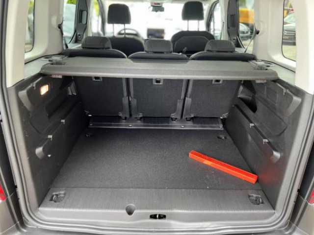 CITROEN BERLINGO Max VP M 1.5 BlueHDi 130cv EAT8 + Drive Pack + Navigation et Mirror Screen + NEUF 0KM