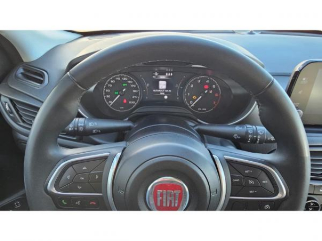 FIAT TIPO SW 1.0 FireFly Turbo 100cv + Système de Navigation
